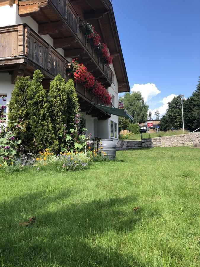 Gaestehaus Lackner Oberau Exteriör bild